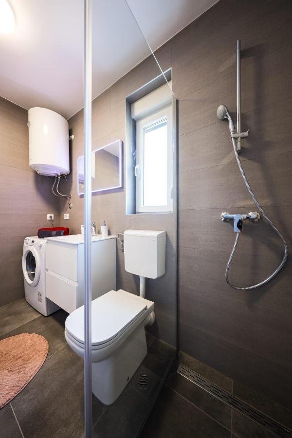 Ana Apartment ซาดาร์ ภายนอก รูปภาพ